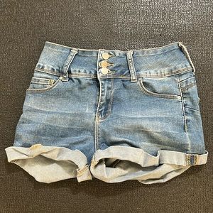 Women's Jean Short Size 5/27 Medium Blue Wash